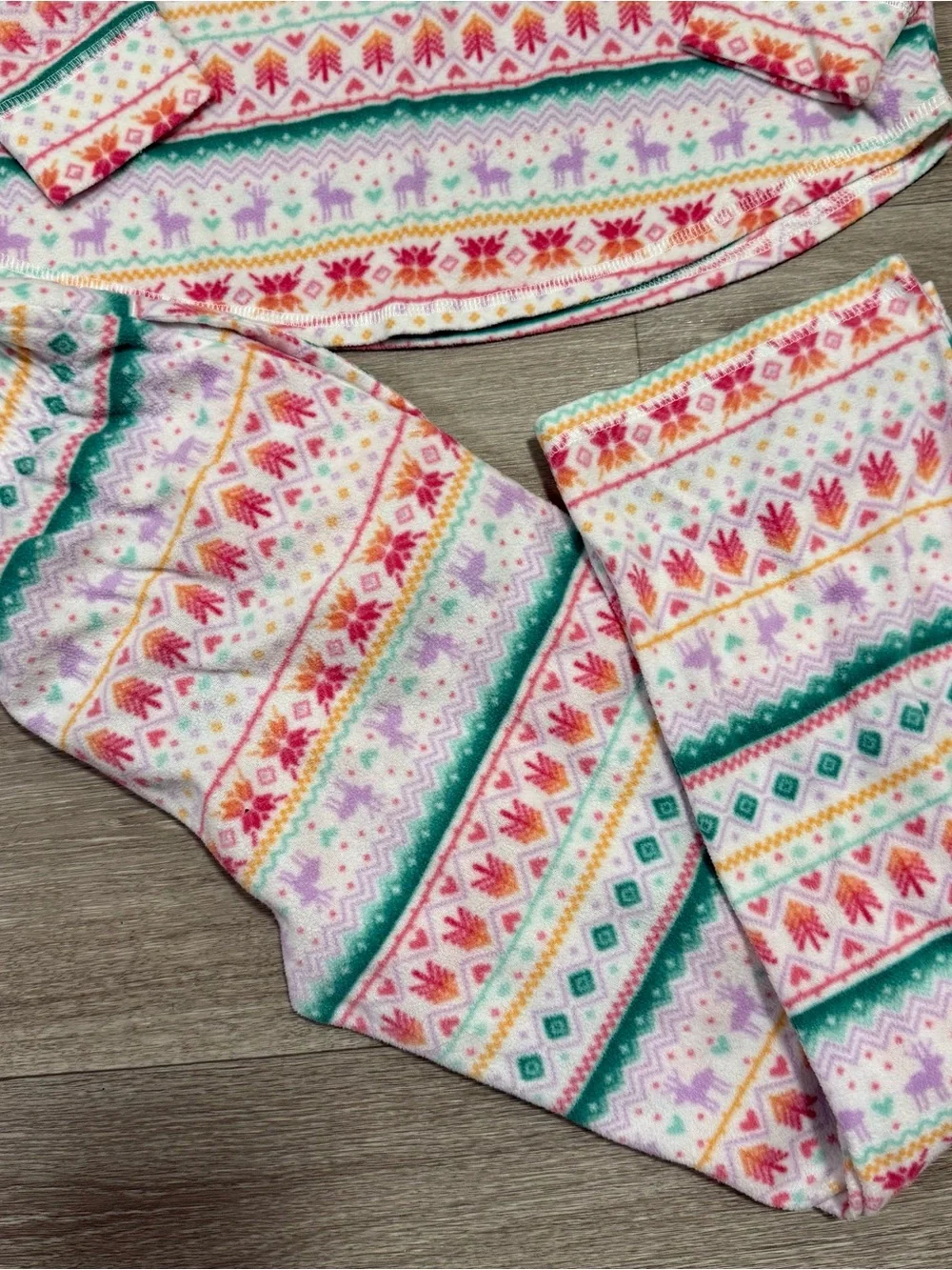 Eddie Bauer Coral Mountain Graphic & Cream Fair Isle Pajama Set  Girls Size 10